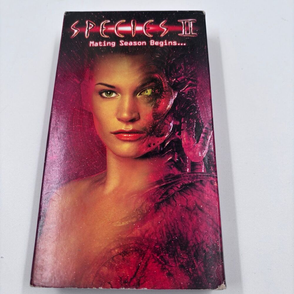 Species II VHS Tape 1998 Sci-Fi Horror Movie Natasha Henstridge MGM